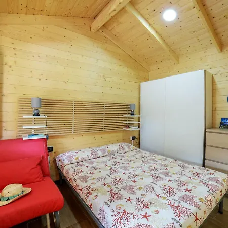 Nyaraló Locazione Turistica Elbadoc.6 *
